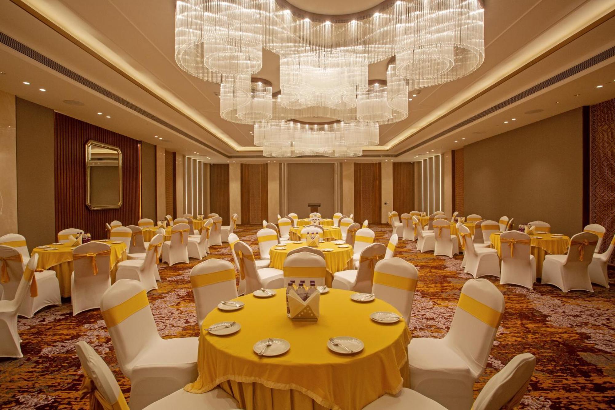 Hotel Arista By Ambition Guwahati Exterior foto